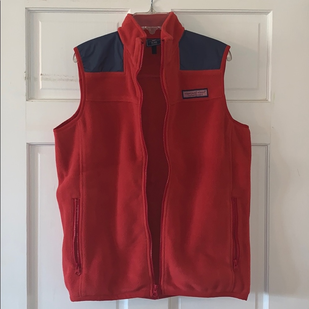 Vineyard vines vest